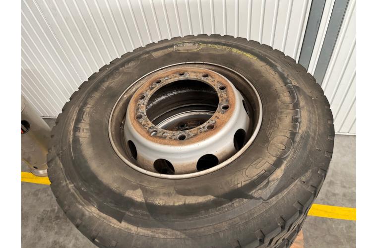 Diversen 315/80R22,5 HANKOOK HANKOOK remix profiel 13mm