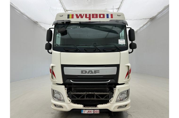 DAF XF 460 Space Cab