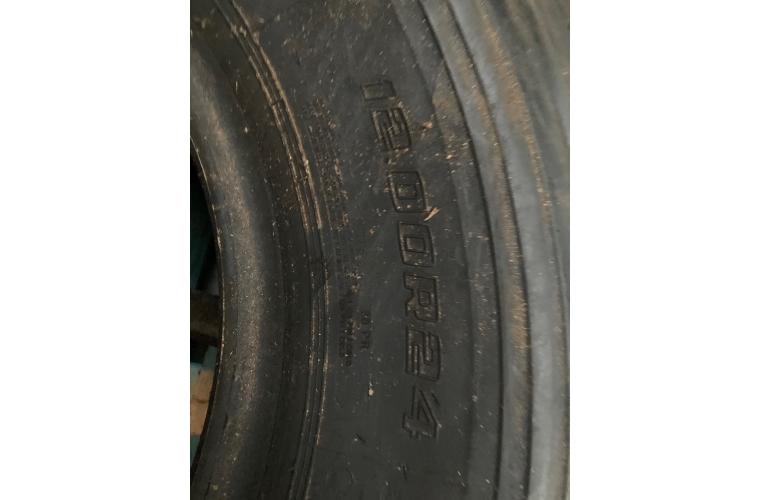 Diversen 12.00R24 Goodyear Omnitrac MSS