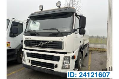 Volvo FM 330 - 6x2