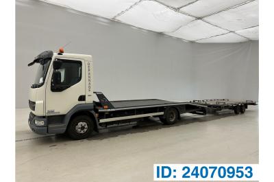 DAF LF45.220 + B&W trailer