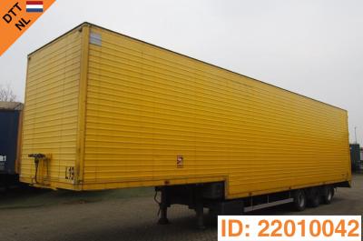 Latre Low bed trailer