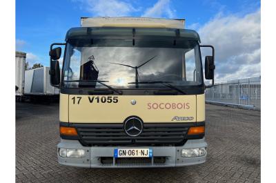 Mercedes-Benz Atego 815