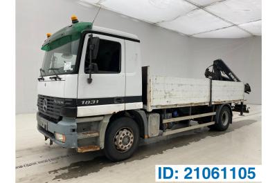 Mercedes-Benz Actros 1831*